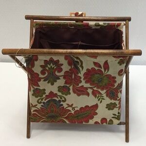 Vintage Floral Canvas Crochet Supply Craft Tote with Wooden Frame and Supplies 🧡